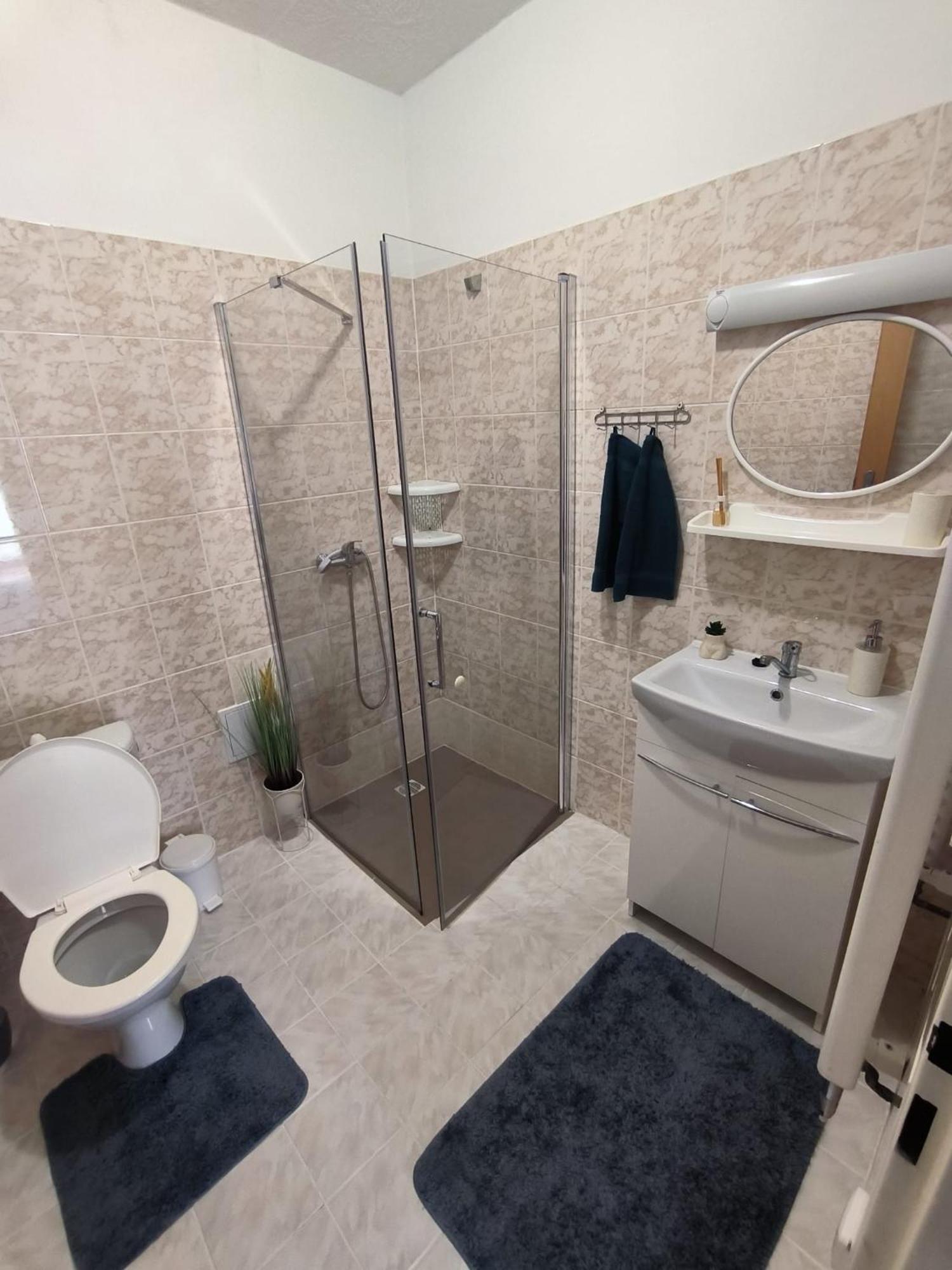 341 Apartment *